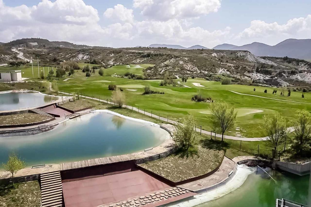 Precioso apartamento Campo Golf Huesca Exterior foto